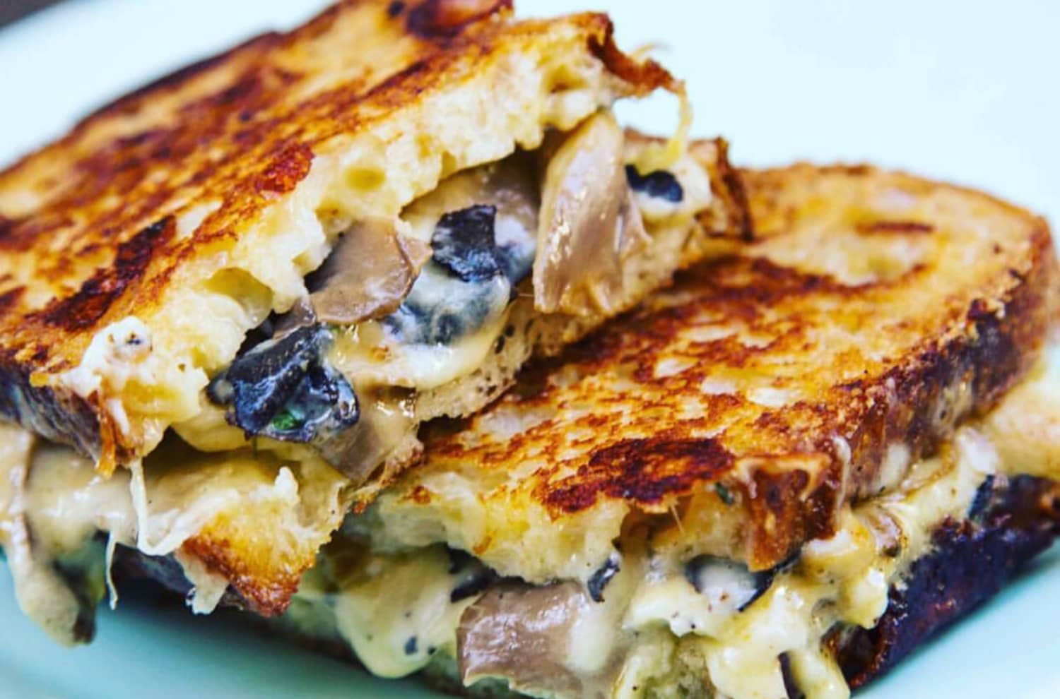 Truffle-toastie-le-conquerant-butter